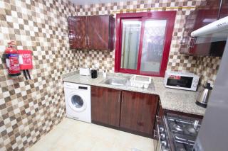 Luxuriously Furnished 1 BHK Warsan - 5