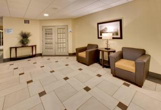 Holiday Inn Express Hotel & Suites Pleasant Prairie-Kenosha by IHG - 9