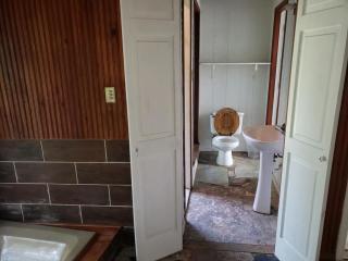 1 Large Bedrooms Estate Pool - 6