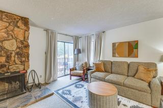 Easy Red River Ski Access! Outdoor Adventure Condo - 0