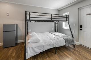 2 Mi to Chassahowitzka River! Cozy Resort Studio - 4