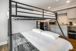 See the Manatees! Homosassa Studio 2 Mi to River - 2