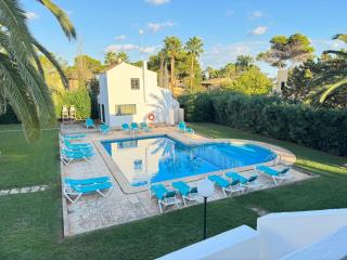 M&B blue beach 10&19 - 2