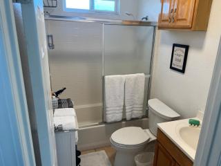 8670 San Carlos - South Gate CA - The Best 2 Rooms - 3