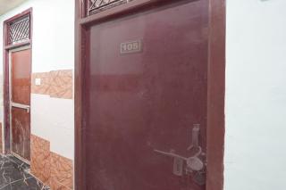 SPOT ON New Shukla Hotel - 1