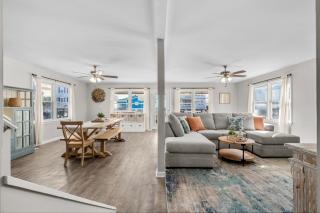 Tides Like These - Gorgeous 6 Bedroom Elite Beach Home! Pet Friendly! - 1