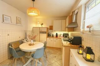 7 Schlafplätze-Parkplatz-Terasse-Wohnküche-2 Bäder-Wlan - 8