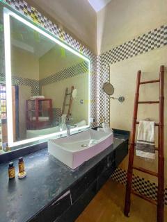 Nassau FarmHouse - 6