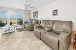 1112 Beachview Drive - 0