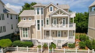 22 Coast - Wave Cottage - 0