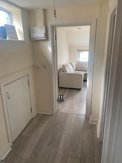 Spacious one bed flat next to Tottenham stadium - 5