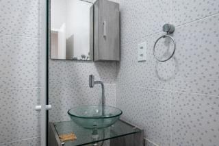 9min da Praia de Copacabana ao lado do metrô - 3