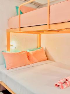 Lazy Sunday Khaosan Hotel - 2