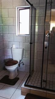 DreamWest Living Guesthouse - 1