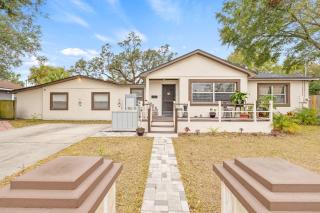 Pool Paradise, Fire Pit Evenings & Game Room - 5