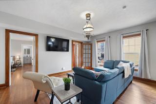 Nr Med Center, Museum WiFi Games BBQ Fire Pit - Houston - 5