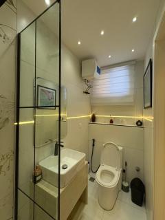 Home in lekki phase1, free cancellation - 9