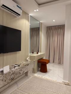 Home in lekki phase1, free cancellation - 1