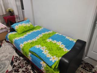 Dormitory Pension Sofas Bunk Bed Rooms in Homestay Apartment - 5