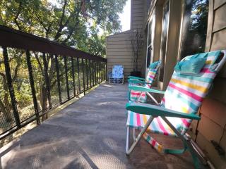 The Duke's Castle with Garage & Fast Internet - 4