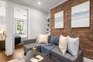 Contemporary NYC Flat Walk Everywhere - 2