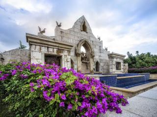 Pullman Sanya Yalong Bay Villas & Resort - 1