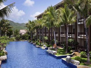Pullman Sanya Yalong Bay Villas & Resort - 1