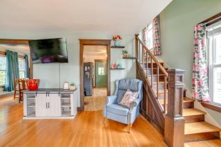1 Mi to Dtwn Binghamton Pet-Friendly Home with Deck - 6