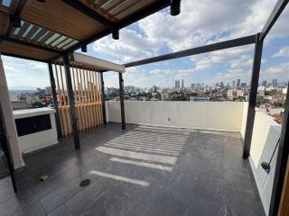 Bonito PH, con excelente vista - 3