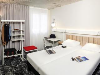 Ibis Pontarlier - 2