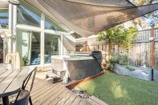 Aptos Beach Retreat Hot Tub & 5 Min Walk to Sand - 4