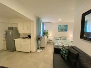 OLAS DE LOS CORALES - VILLAS and SUITES - great location, free wifi - 3