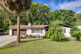 Bring Your Boat! Canal-Front Tavares Home with Dock - 9