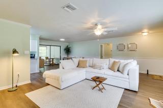 Bring Your Boat! Canal-Front Tavares Home with Dock - 7