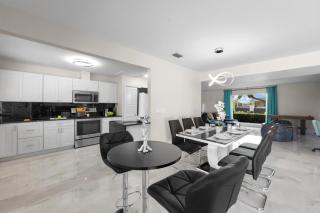 329 Rockhill Court - 4