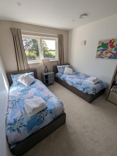 Unique, Spacious, Self-Built Eco Home with huge garden and movie room - 7