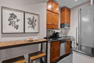 Modern Murray Hill Escape 2BR City Retreat - 8