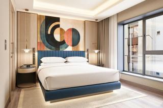 Delta Hotels by Marriott Istanbul Karakoy - 8