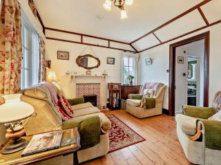 3 Bed in Freshwater East 42105 - 2