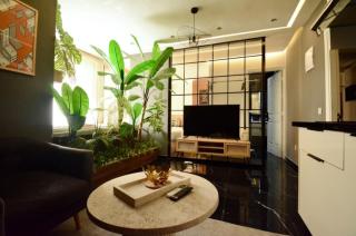 Luxurious apartment with private jacuzzi - 8