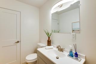 Hot Tub and Game Room Luxe Cabin, Day Trip to Tahoe - 2