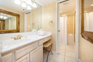 Phoenix VI 6303 condo - 2