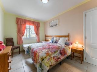 Luxury apartment with garden views - 9