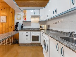 Luxury apartment with garden views - 7