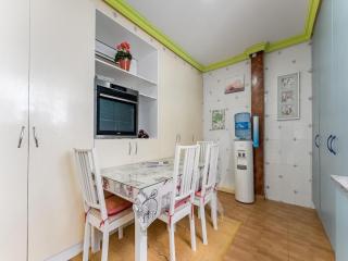 Apartment with communal pool and garden - 1