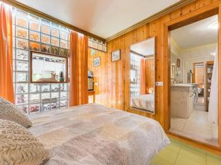 Apartment with a view of the community garden - 7