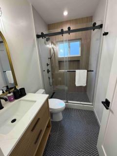 New Luxury 1BR ADU Near Downtown & Tech Hubs - 8