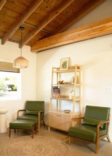 Sonoran Peach House - 5BR Winter Retreat, Big Yard, Fireplace - 3