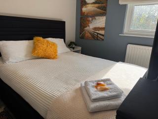 Silky & oak stays - 1