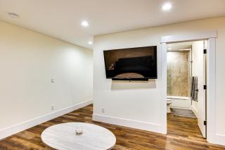 Quiet PNW Base Walkable Apt in Normandy Park - 4